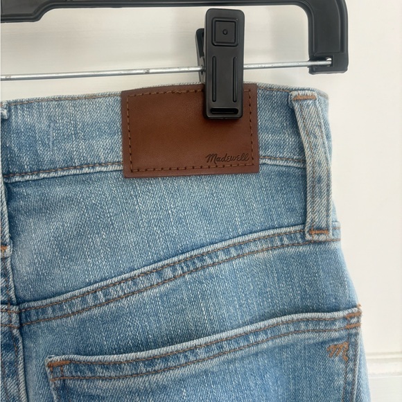 Madewell - Classic Straight Jean - W Size 23 - Picture 3 of 6